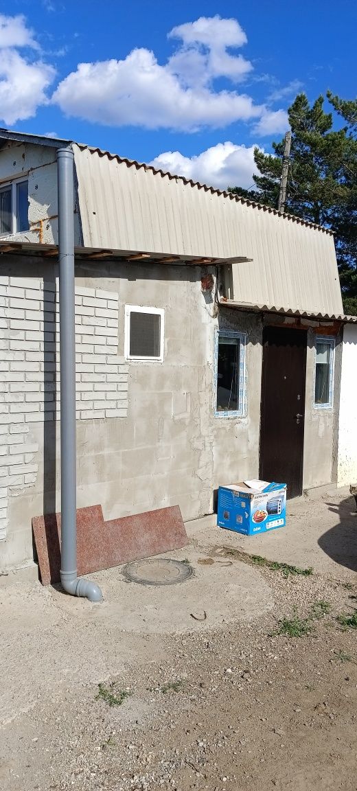 Продам дом на дачном участке для круглогодичного проживания