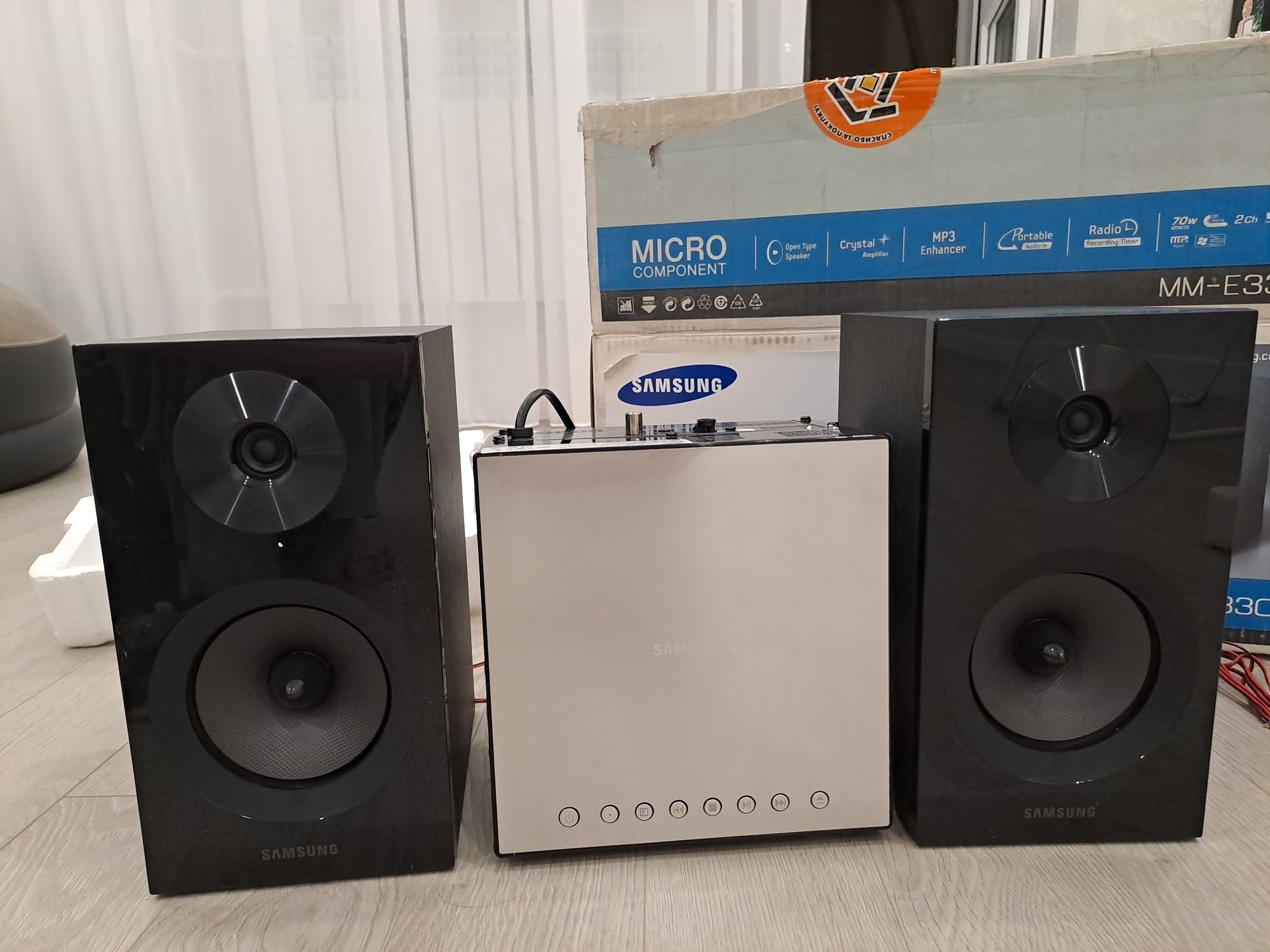 Музыкальный центр Samsung