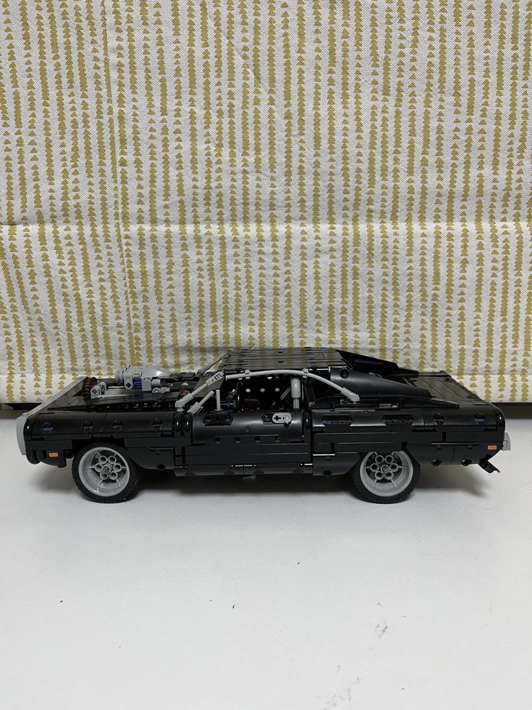 Lego Dodge Charger Fast Furious оригинал, инструкция есть