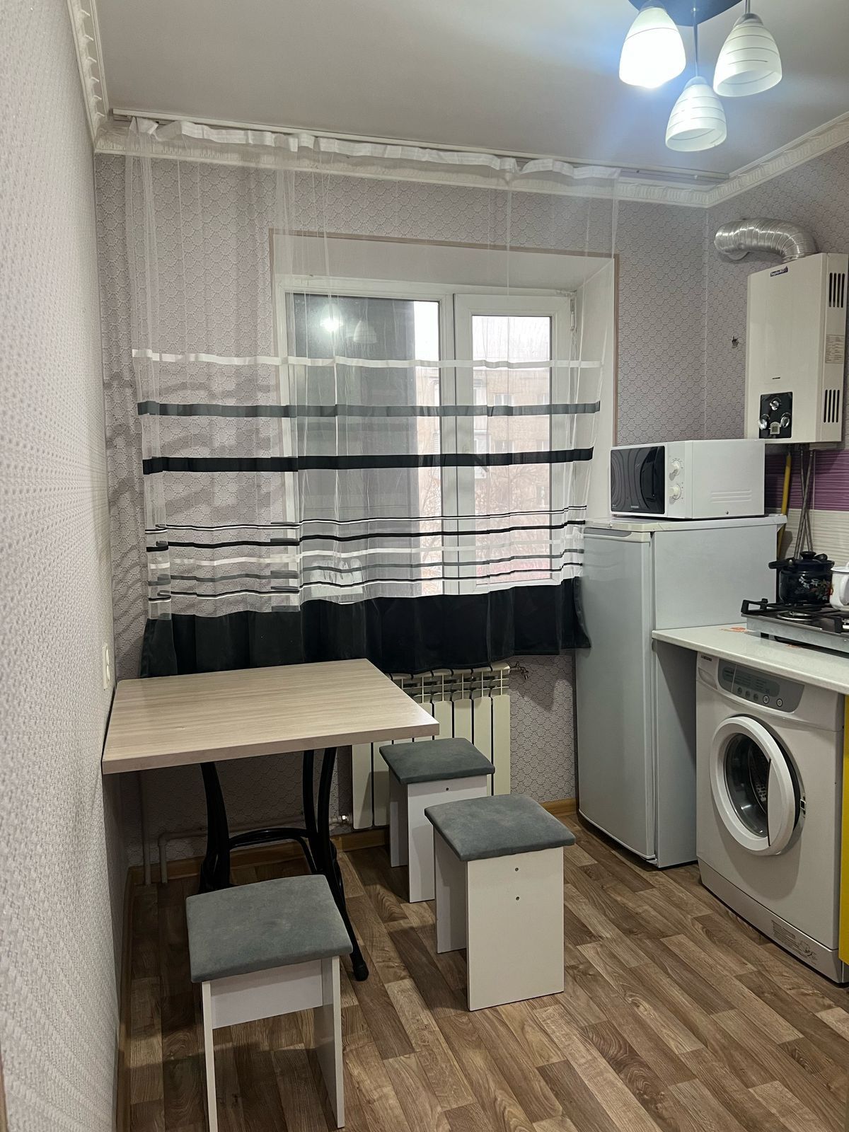 1 комн квартира с ремонтом.