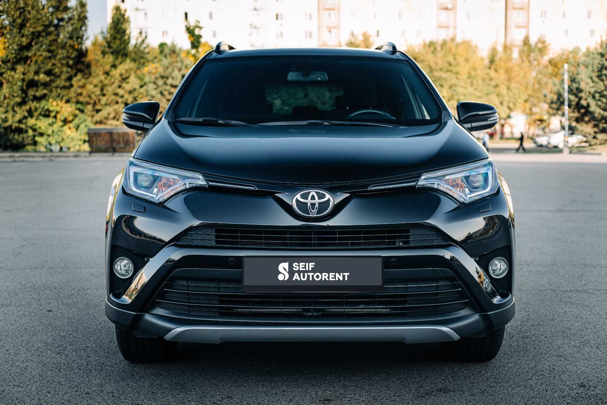 Автопрокат Toyota Rav 4 без водителя