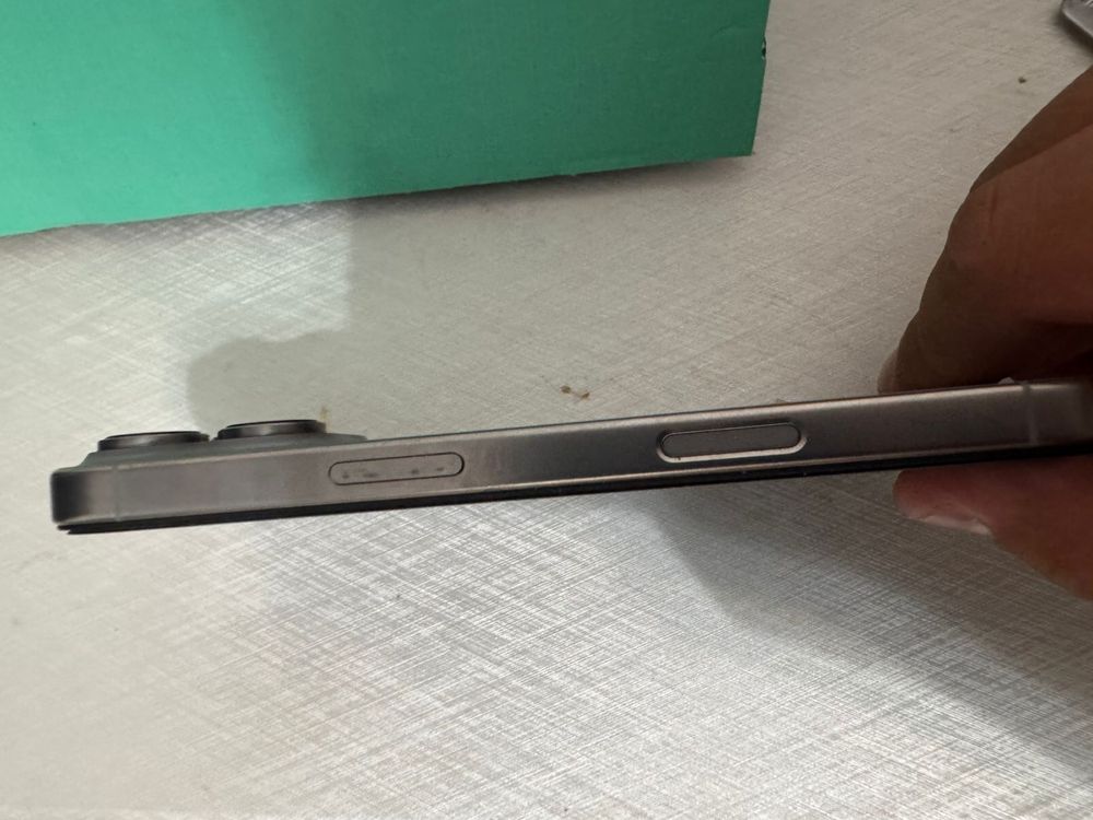 iphone 16 pro телефон