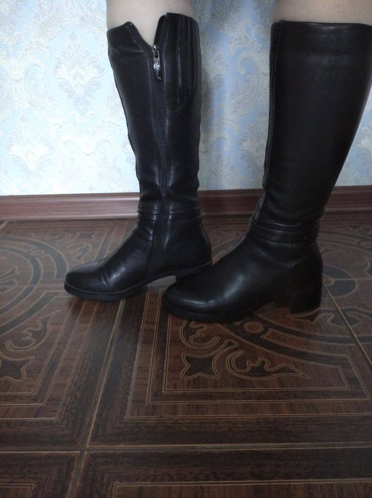 Сапоги женские кожаные