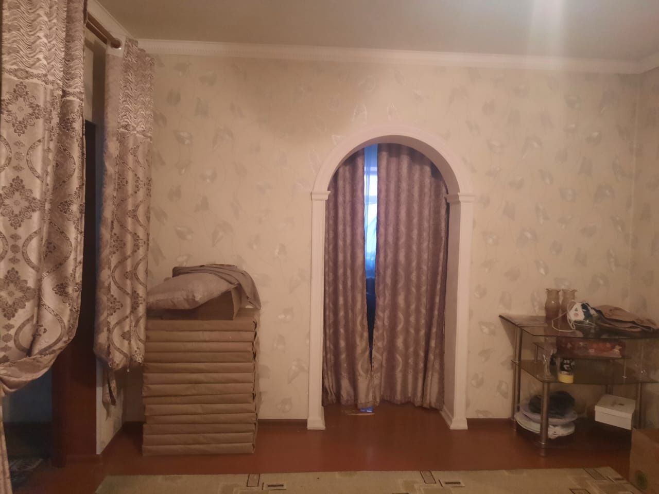 Продаётся дом в центре Аксукента.
