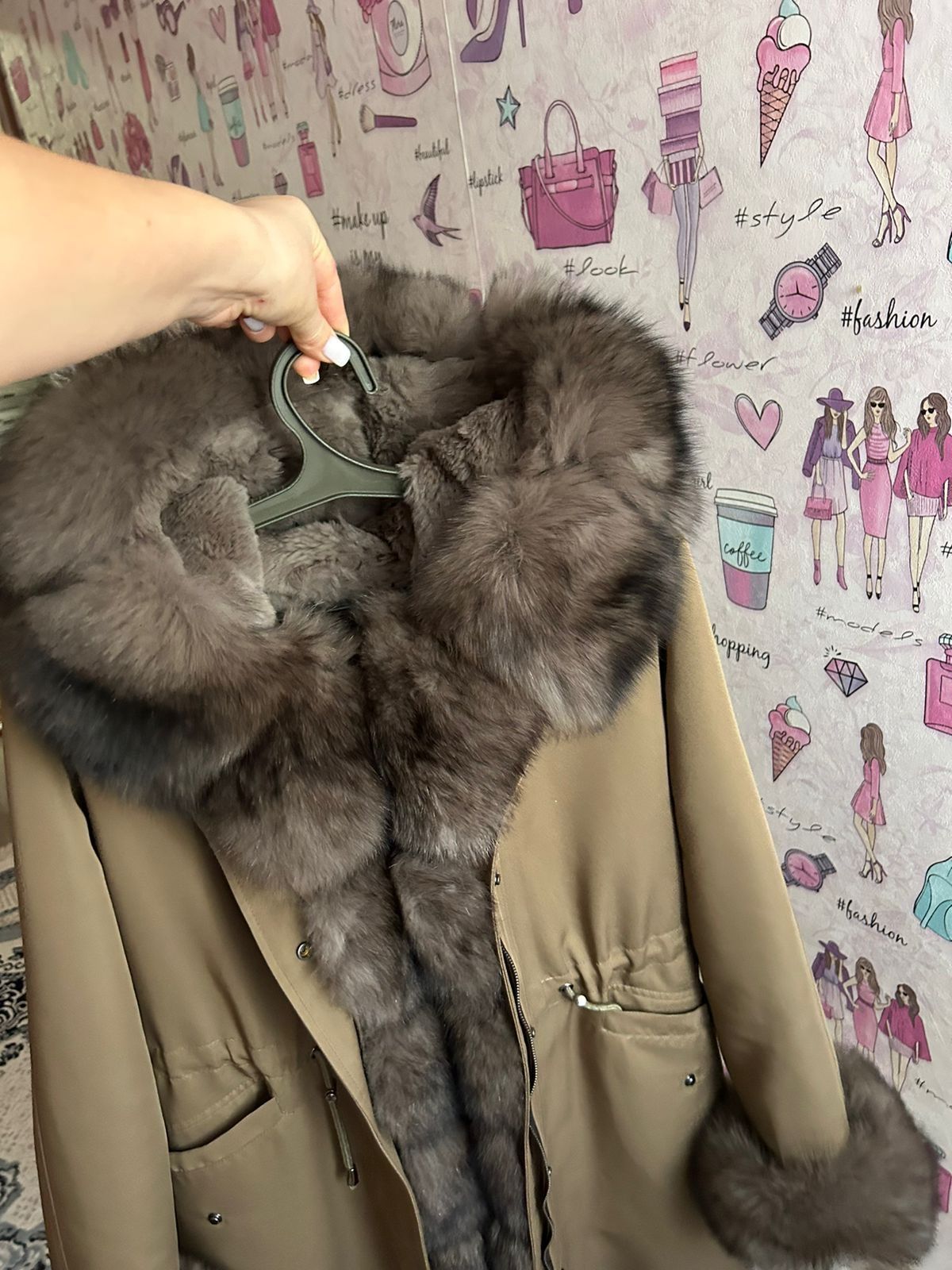 Парка зимняя женская