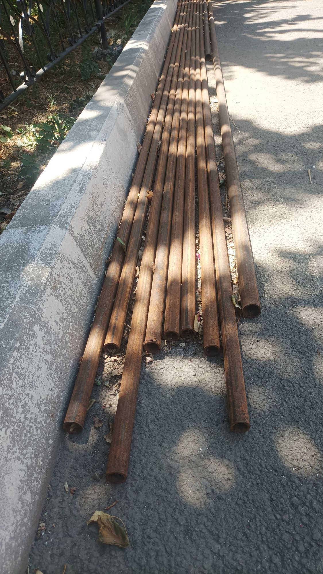 Продам трубы металлические