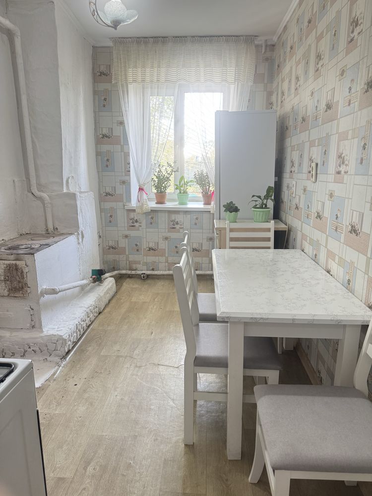 Продам 3-х комнатную квартиру на мирном
