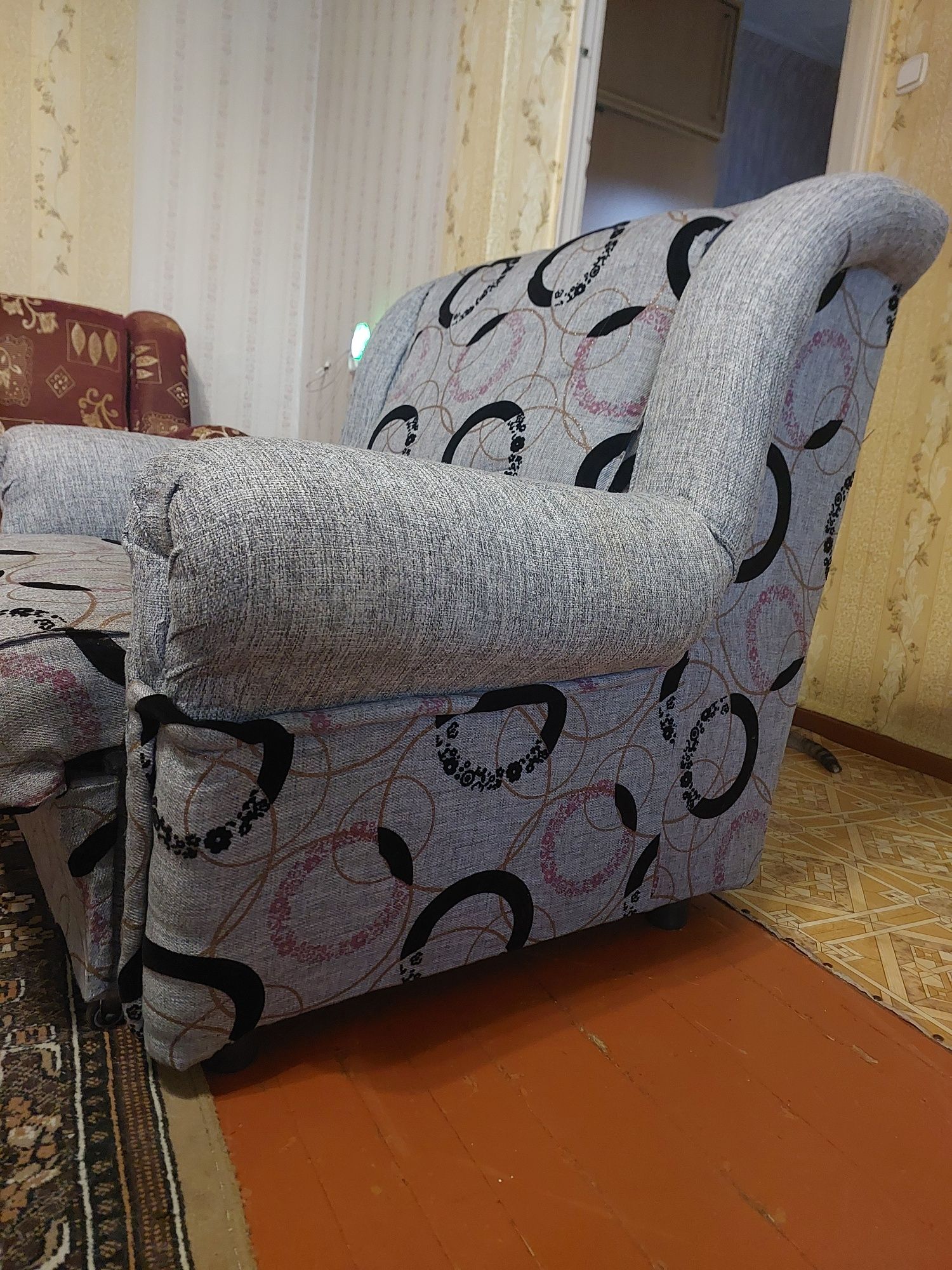 Продам кресло, в хорошем состоянии