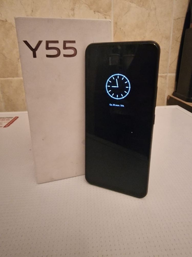 VIVO Y55  в черном цвете