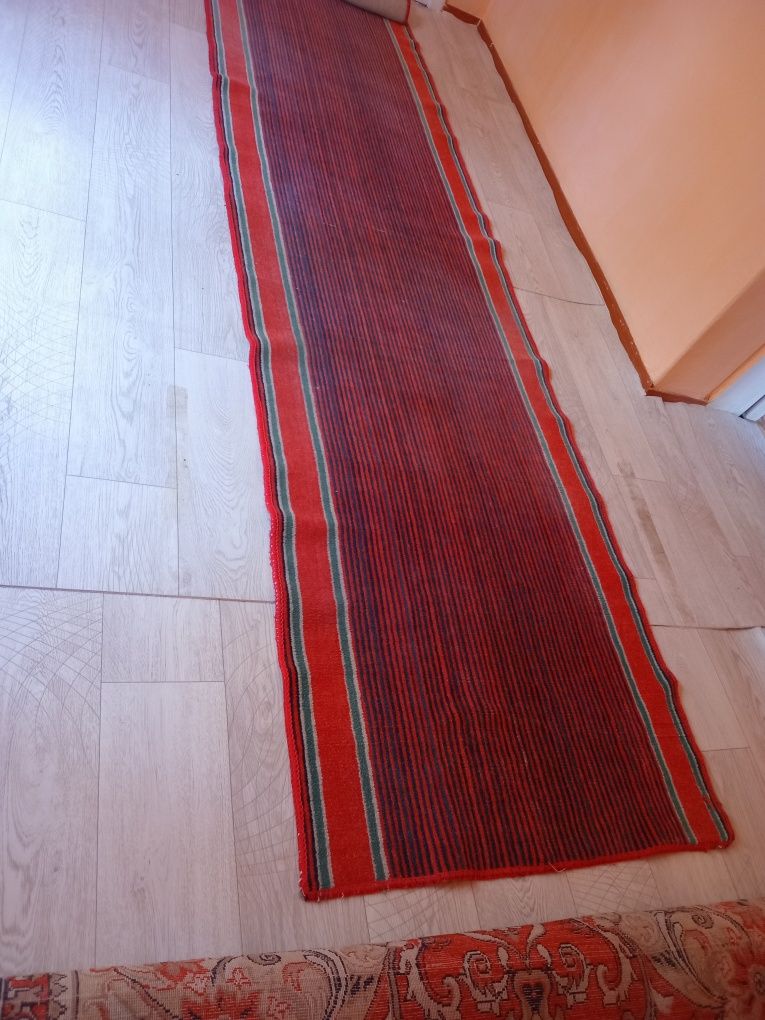 Продам дорожку шерстяную 4м. 95см