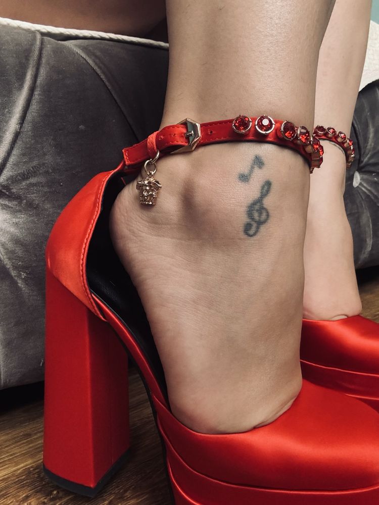 Шикарные туфли под Versace