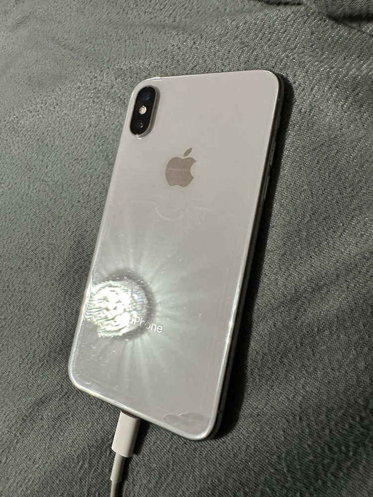Продам iphone x 64Gb