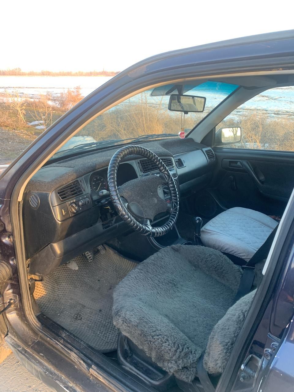 Продам гольф 3 1.8