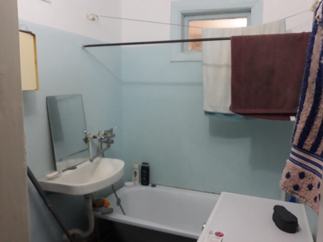 Продам 1 комнатную квартиру в районе нового ЦОТа, Дворец молодёжи