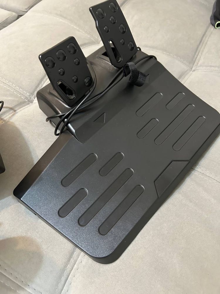 Игровой руль SVEN GC-W900