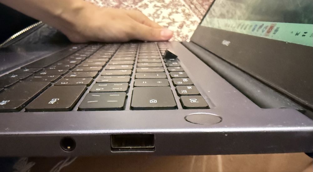 Ноутбук Huawei D14