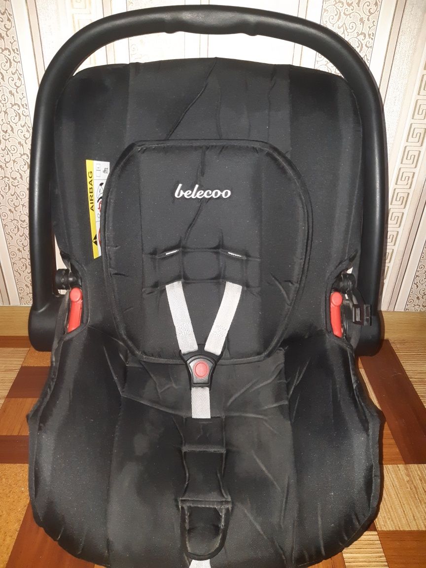 Продам переноску и авто кресло  2в1