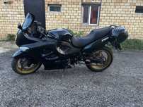 Suzuki мотоцикл 750 кубов