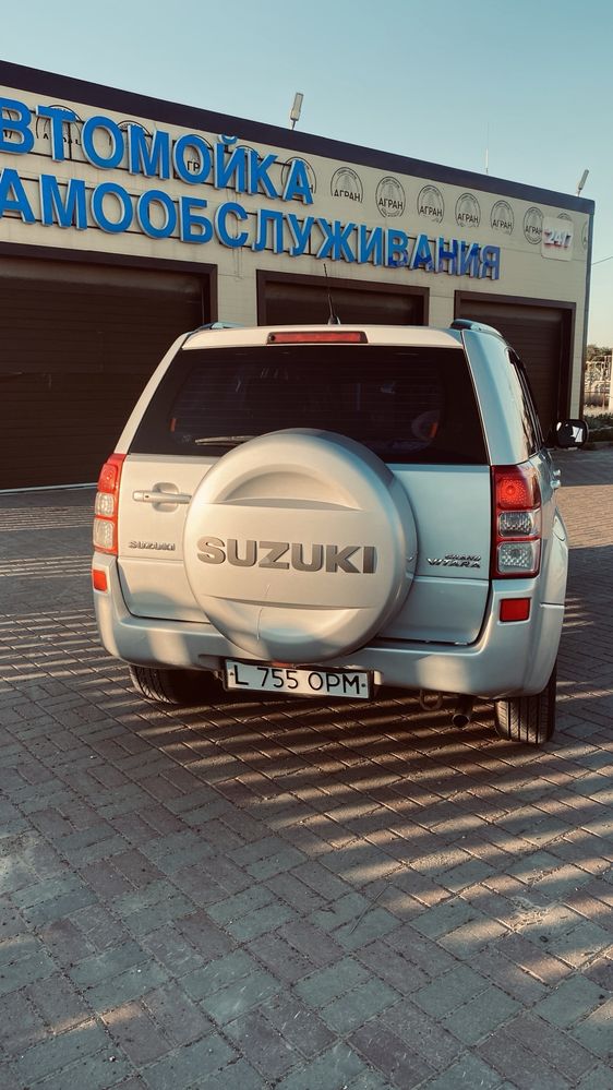 Suzuki grand vitara 2.0