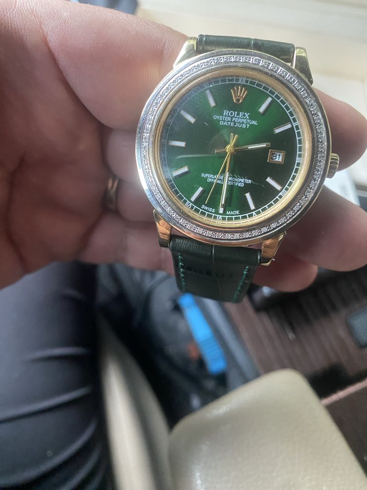Часы золотые женские Rolex