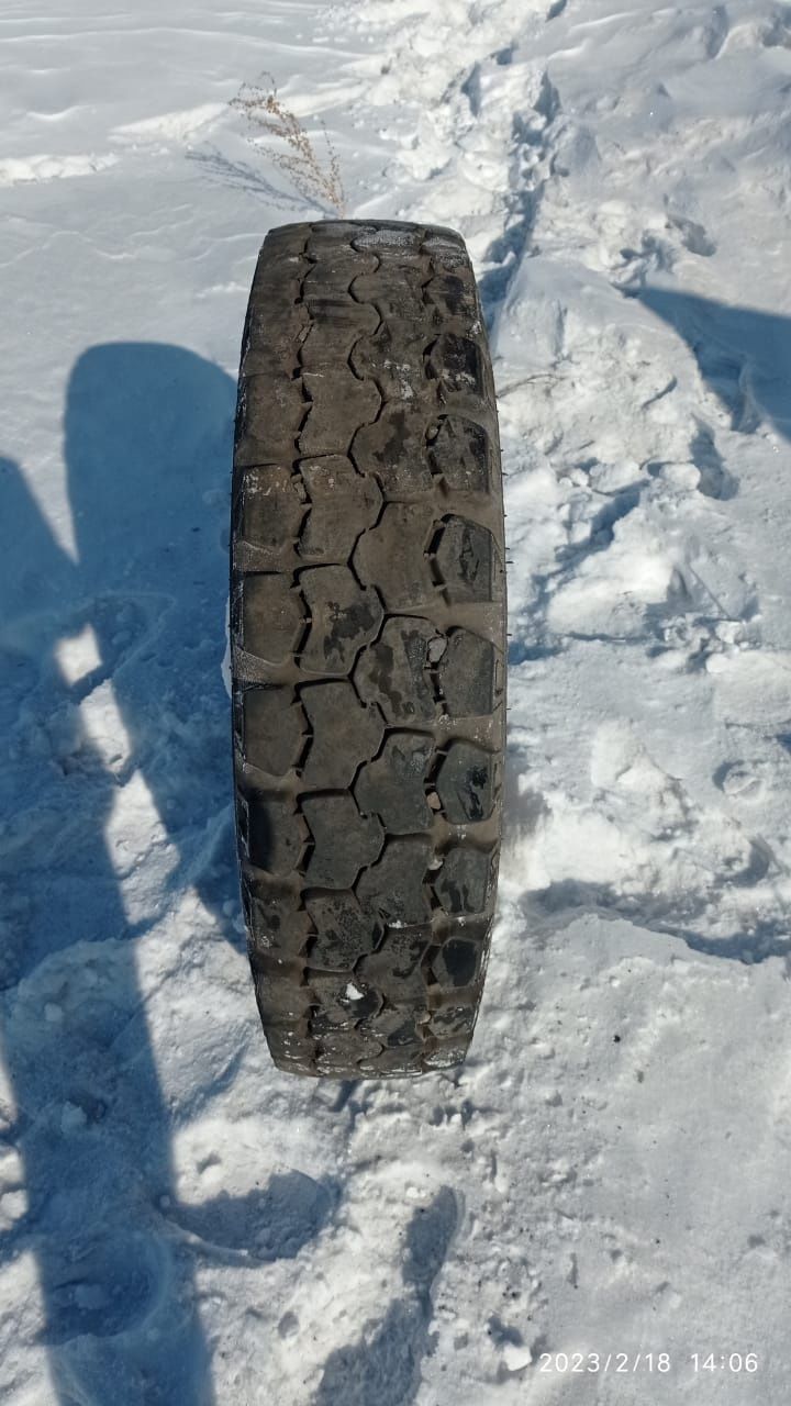 Продам грузовые шины