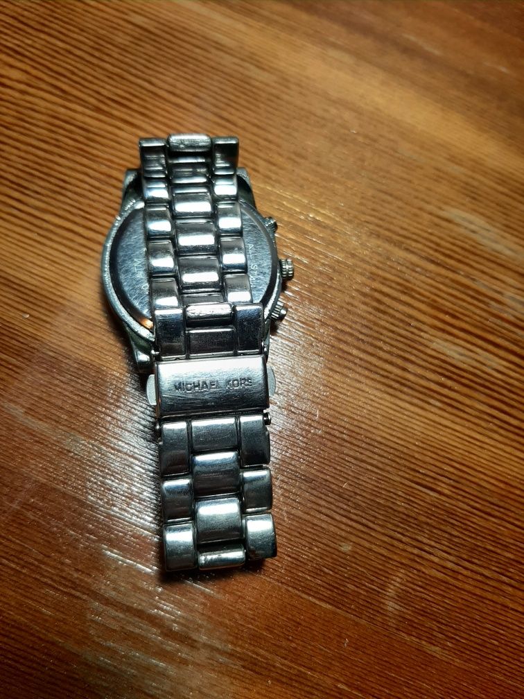 Часы Michael Kors