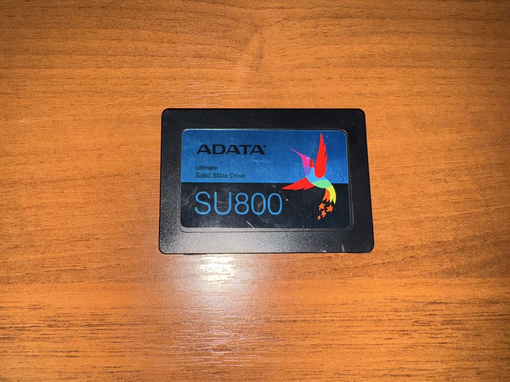 продаю SSD, память 512,240 гб