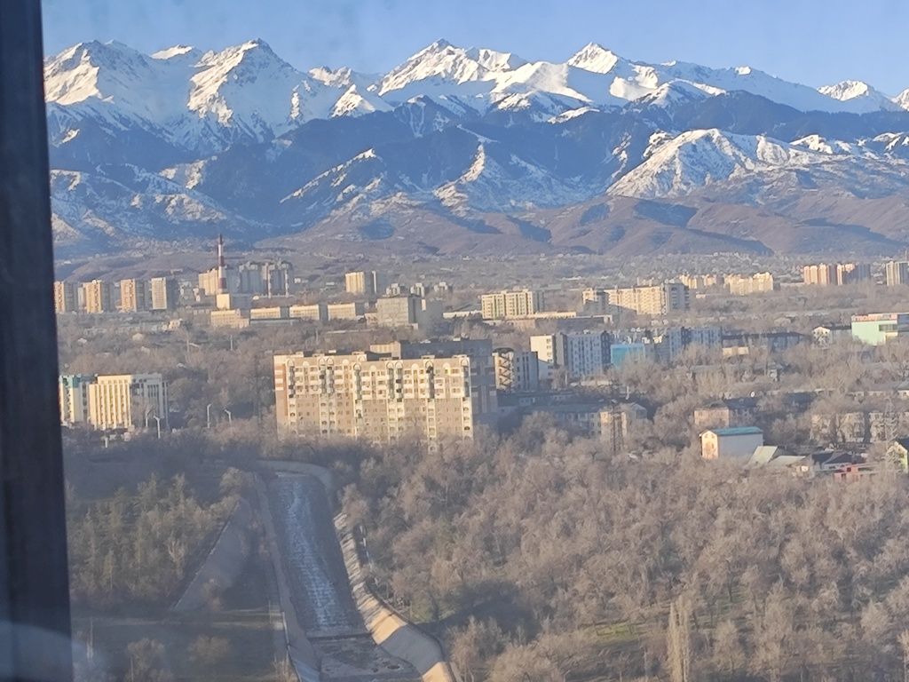Сдам квартиру 3-х комнатная