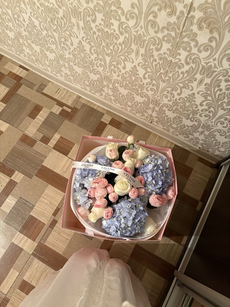Цветы 2500свежий