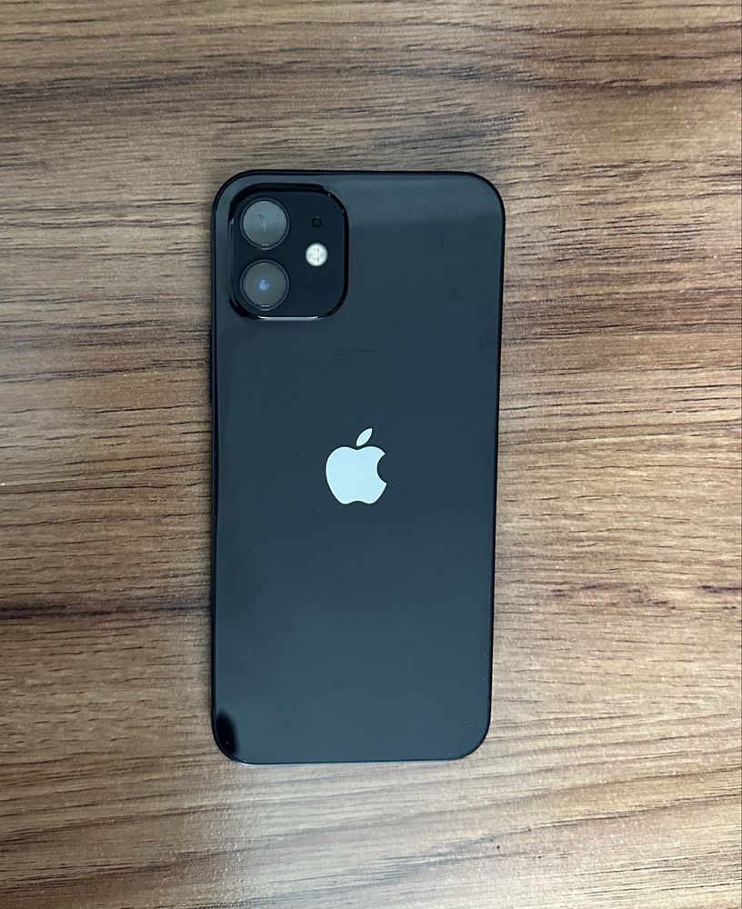 iPhone 12 / 64 gb