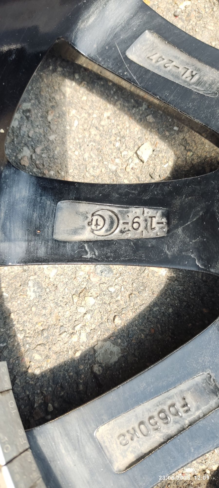 Продам диски с резиной 5х114.3