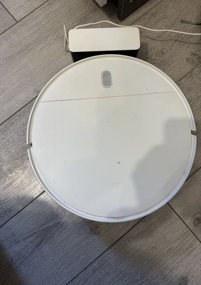 Mi Robot Vacuum-Mop Essenti
