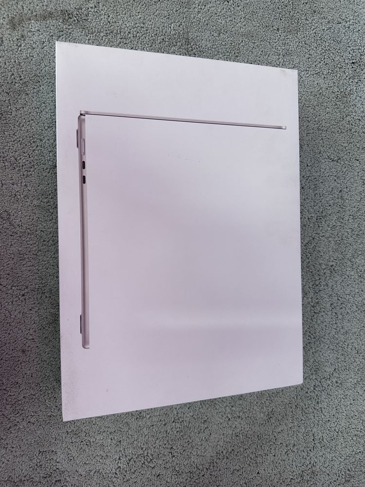 Macbook Air 15.3” 10 core/512 Gb 100% Акб