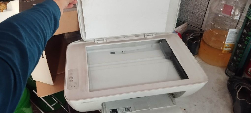 Продам кампютер в хорошем состояние , всё в комплекте ,калонки ,и т д