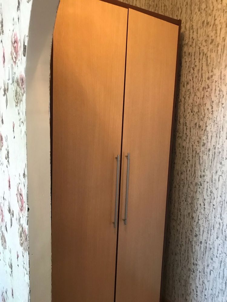Продам 2-х комнатную квартиру в центре города.