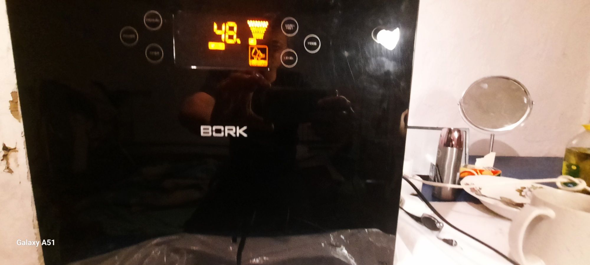 Bork Q710  система для очистки и увлажнения воздуха 42 кв метра