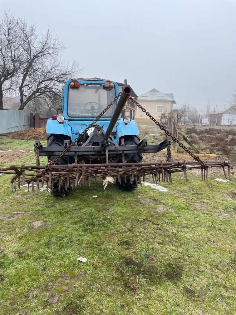 Трактор Беларус МТЗ 80