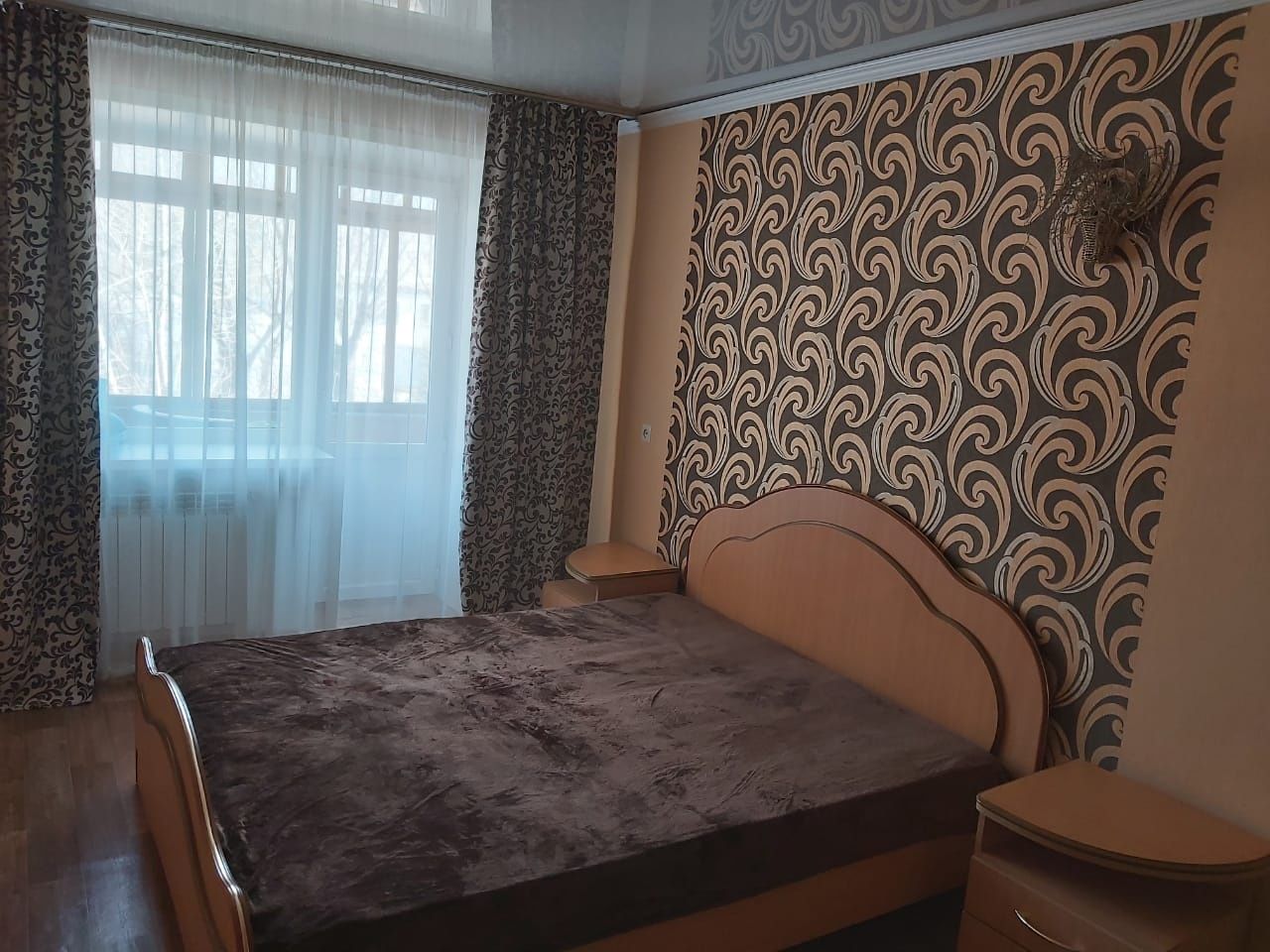 По ЧАСАМ. КТИ рынок Строймарт Нур отан