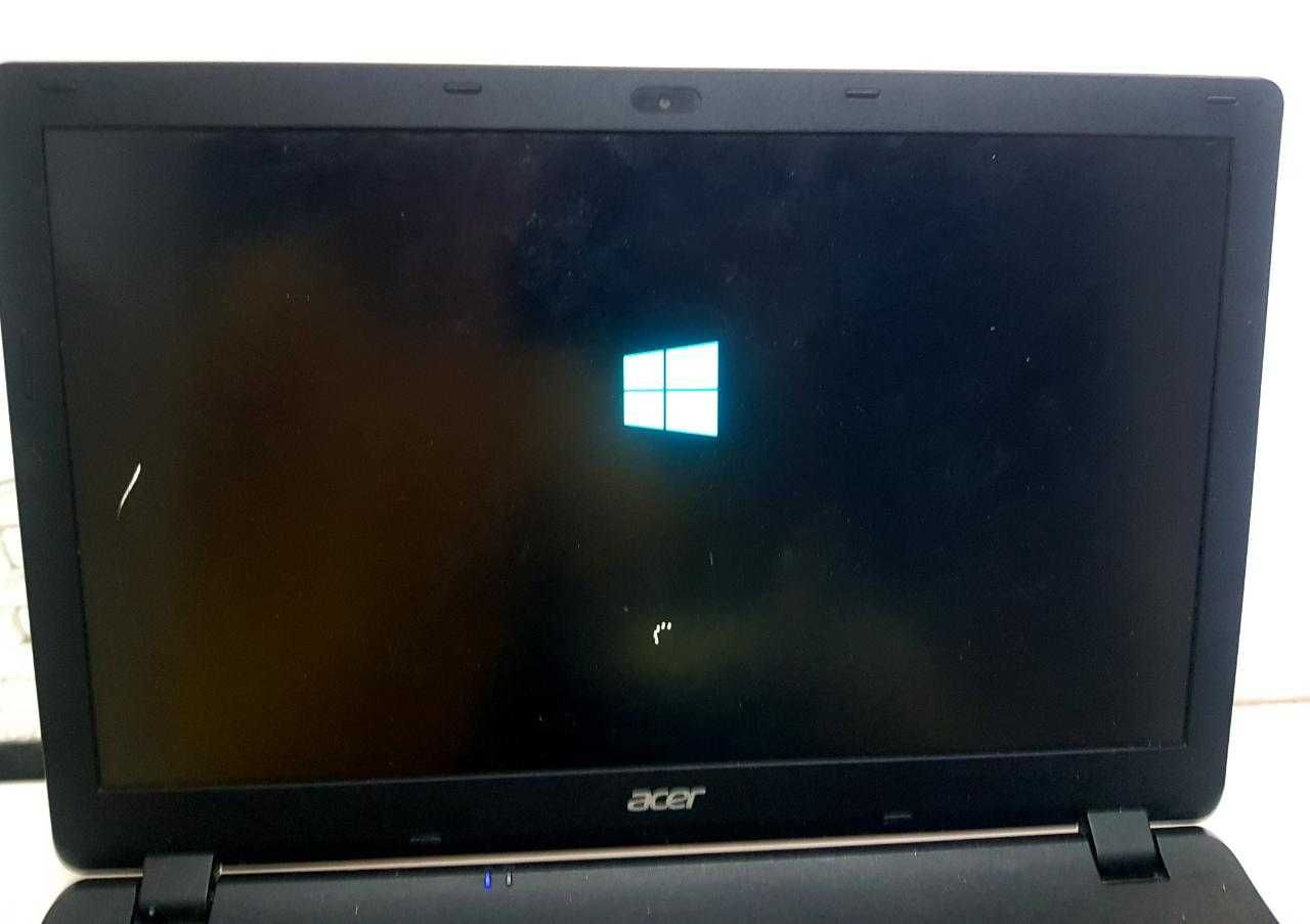 Ноутбук Acer EX2519 N15W4