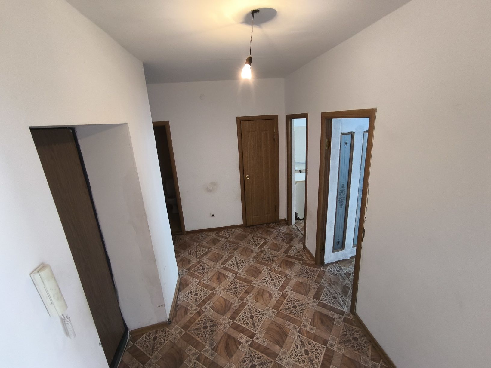 Продам 2х ком кв 58м²