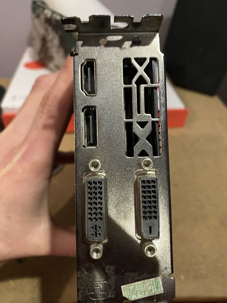 Видеокарта AMD R9 370 4GB