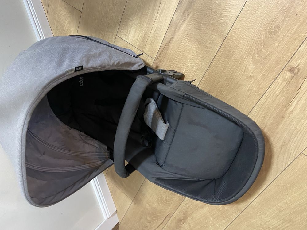 Продам детскую коляску cybex 2в1
