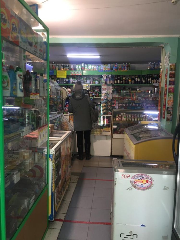 Продается действующий магазина с товаром !