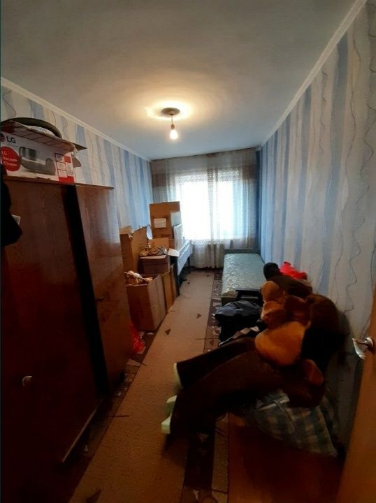 Продам 3-х комнатную квартиру в район цепмпоселка по ул Глинки 63