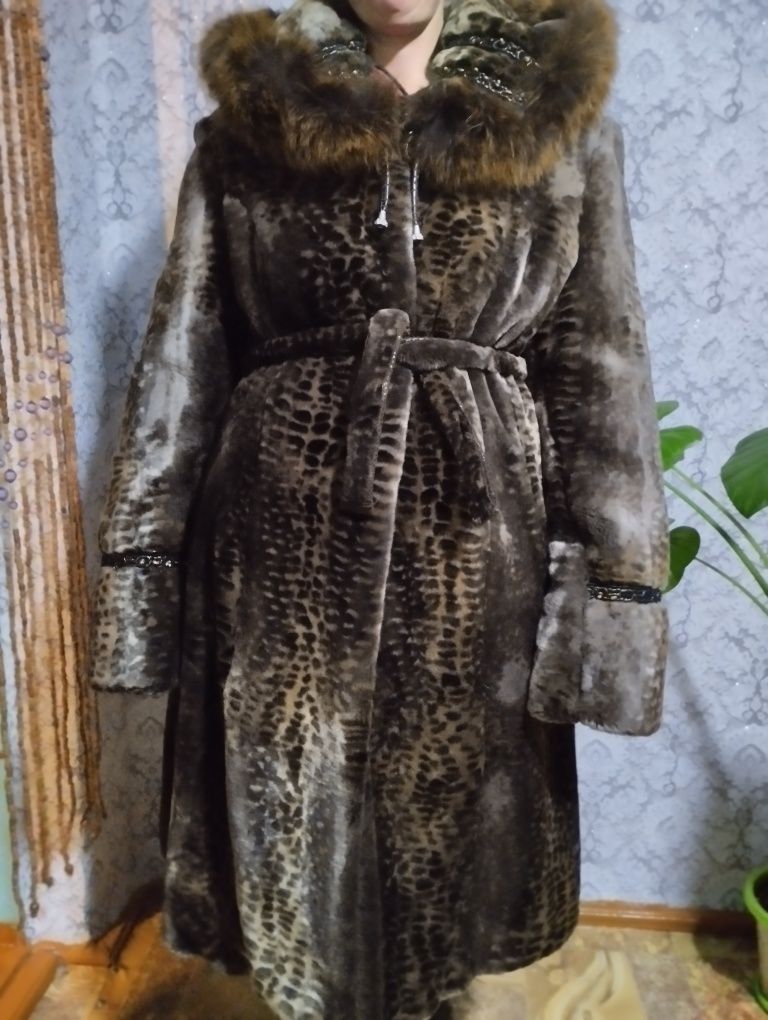 Шубка, не ношенная, хорошее качество