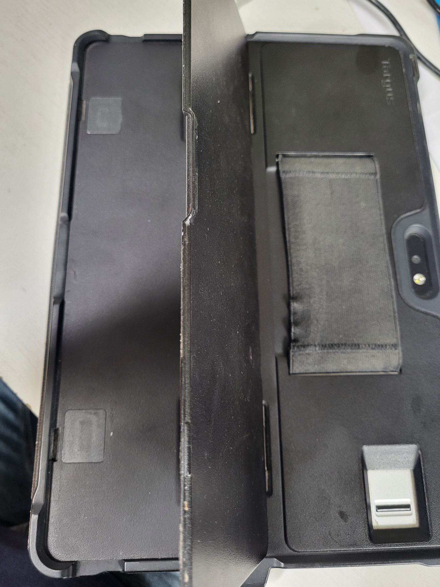 Планшет - ноутбук HP Core m5 8GB