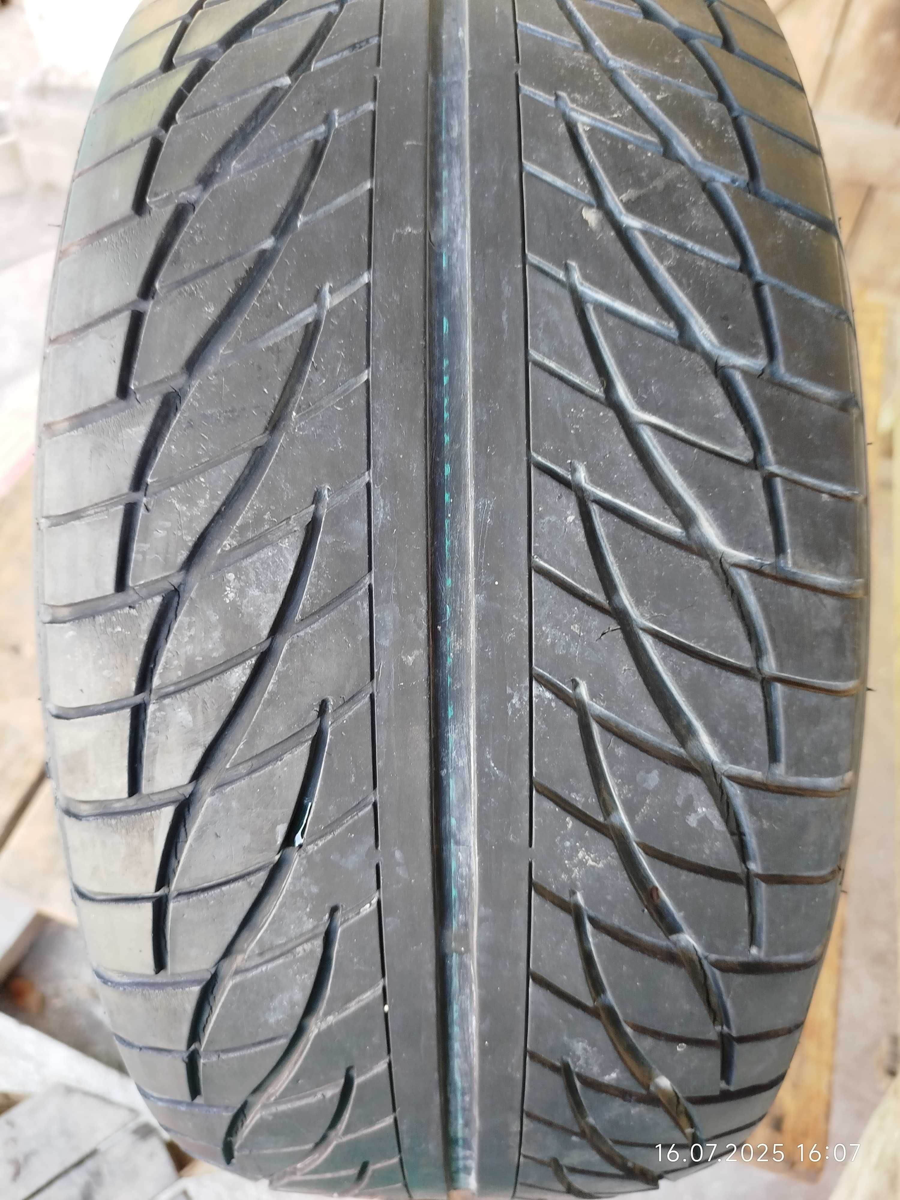 Резина FALKEN ZIEX ZE-502 205/50 R15 всесезонка