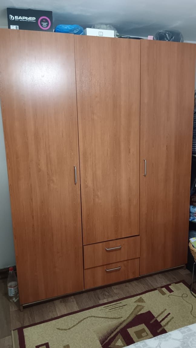 Продается шкаф для одежды