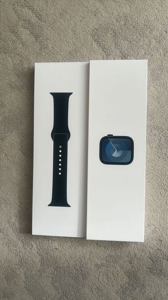 Продам Apple Watch 9 45 mm