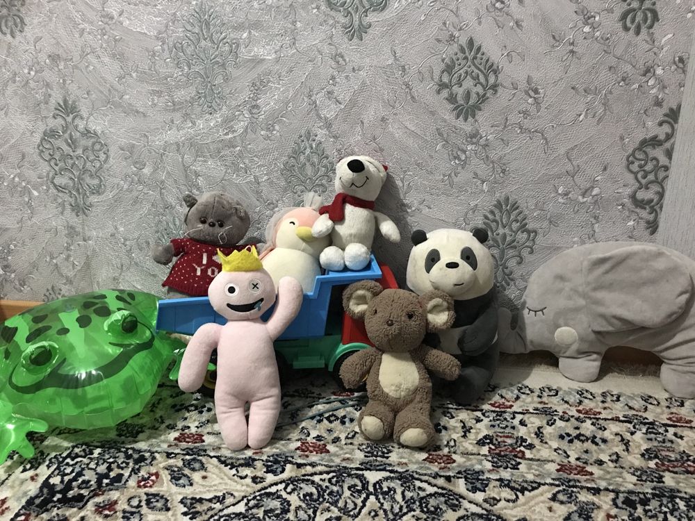 Продам игрушки разные